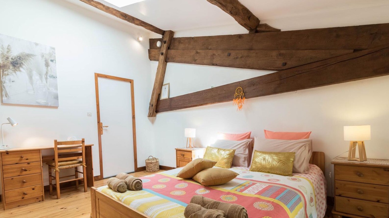 Photo of Bedroom in Calmont