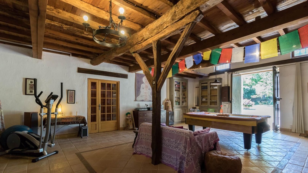 Photo of Others in Calmont