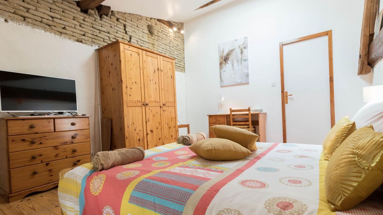 Photo of Bedroom in Calmont