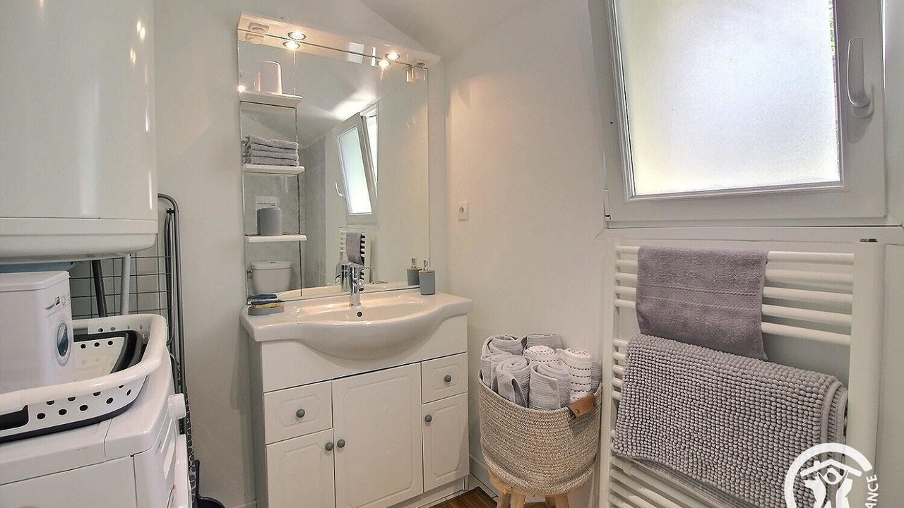 Photo of Bathroom in Plourivo