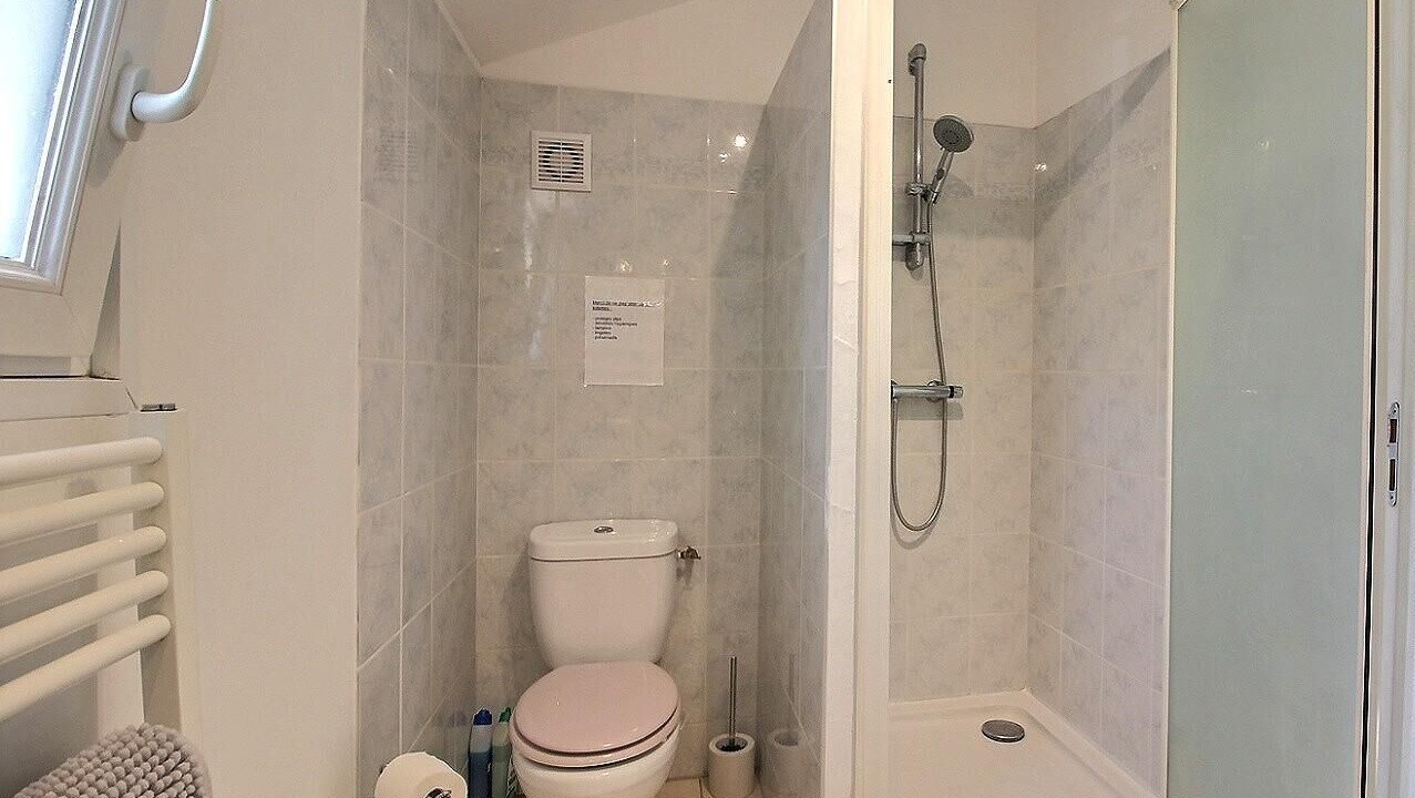Photo of Bathroom in Plourivo