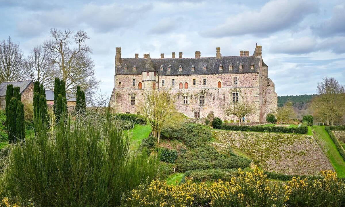 Photo of Others in Plourivo