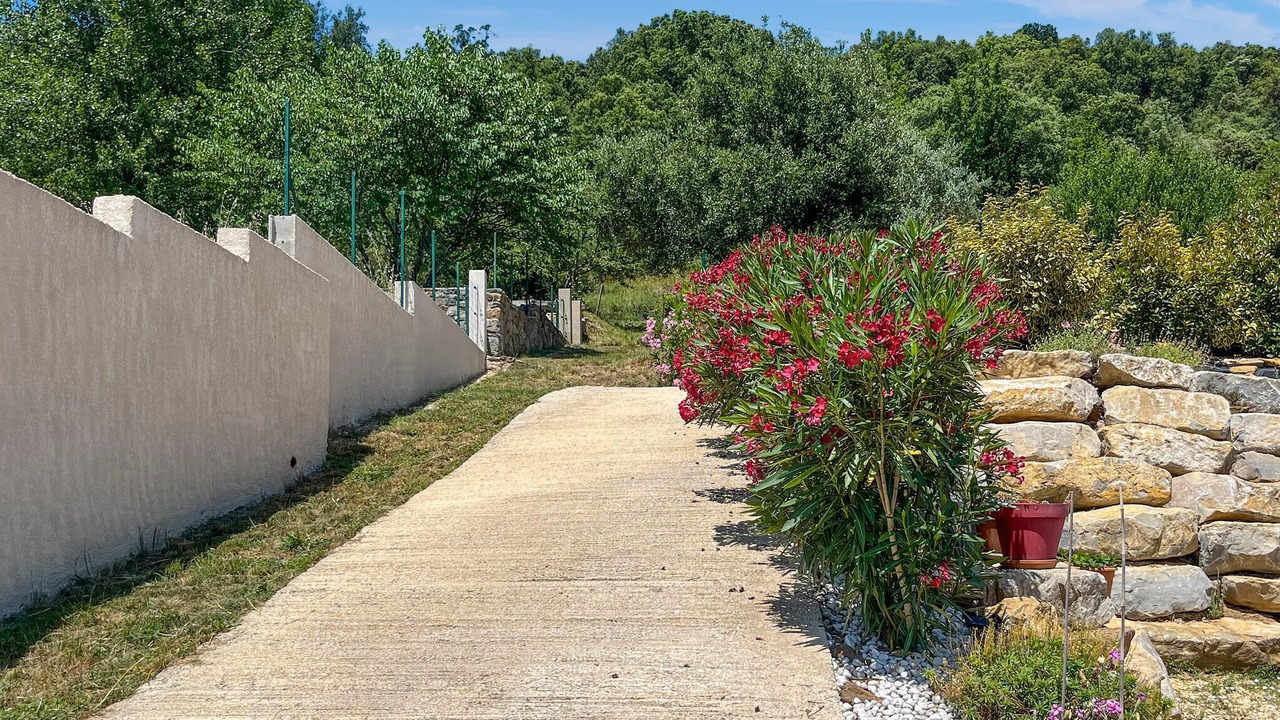 Photo of Others in Saint-Florent-sur-Auzonnet