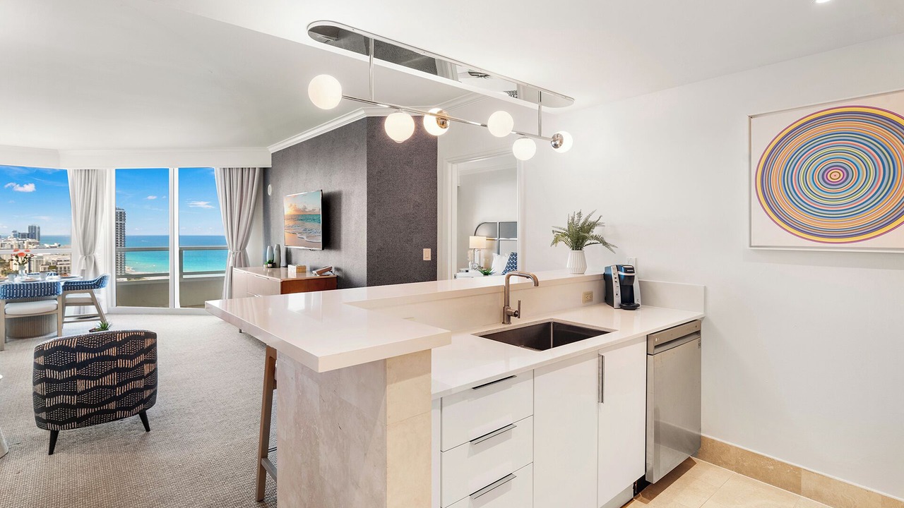 Photo of Kitchen in Mid Beach