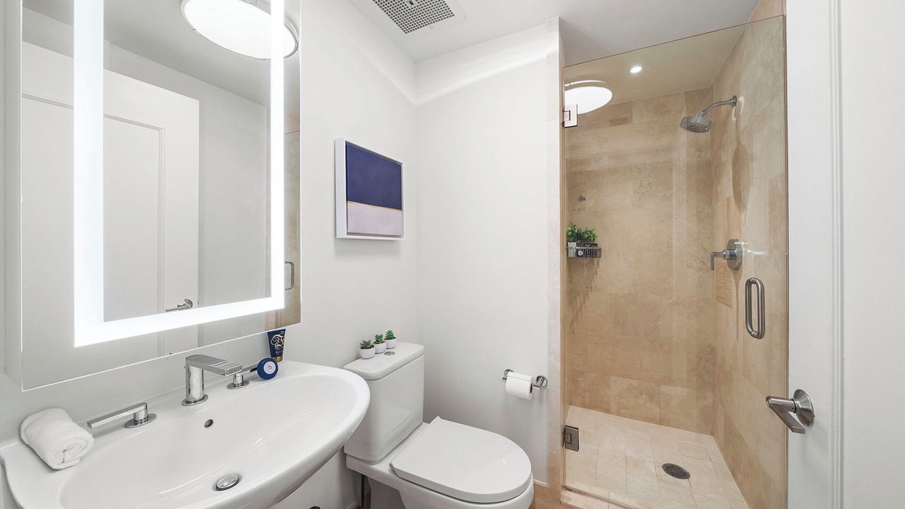 Photo of Bathroom in Mid Beach