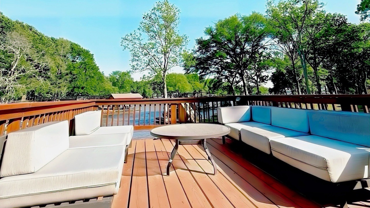 Photo of Patio Balcony in Leisure Land