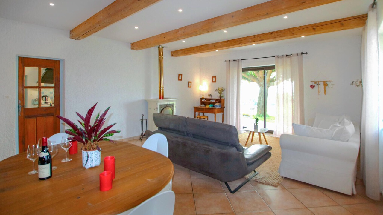 Photo of Bedroom in Saint-Montan