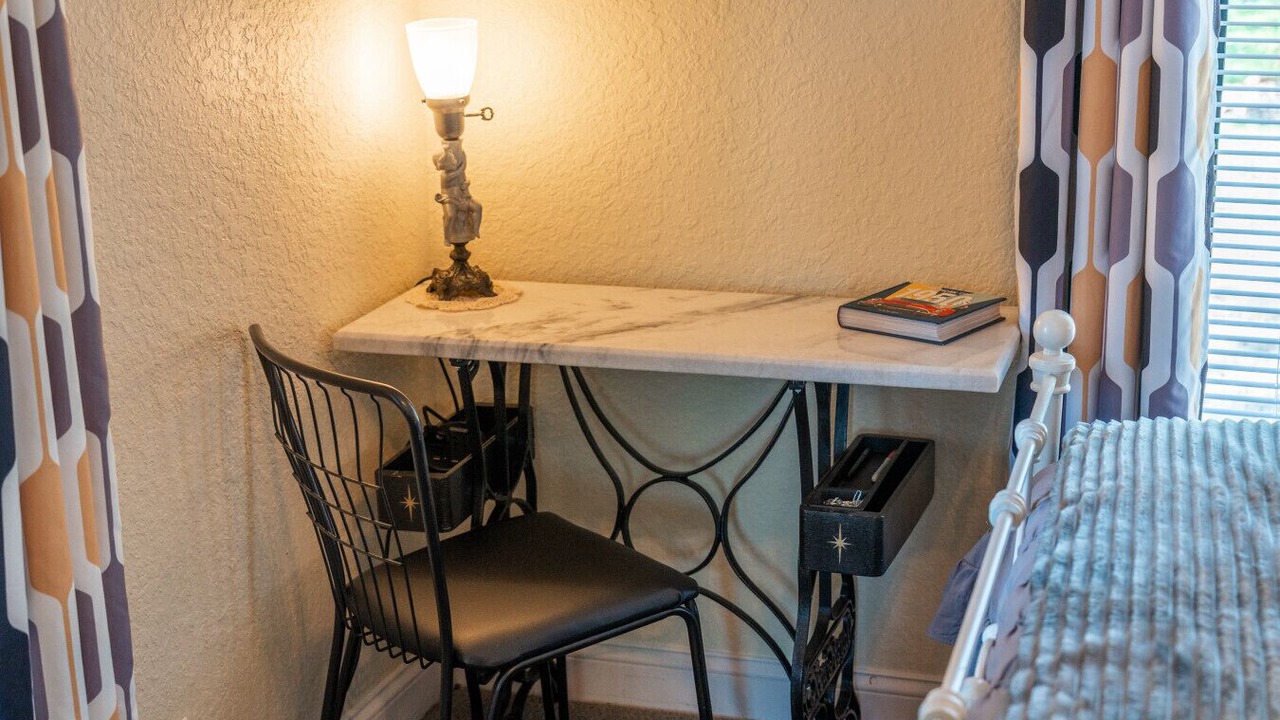 Photo of Bedroom in Russellville
