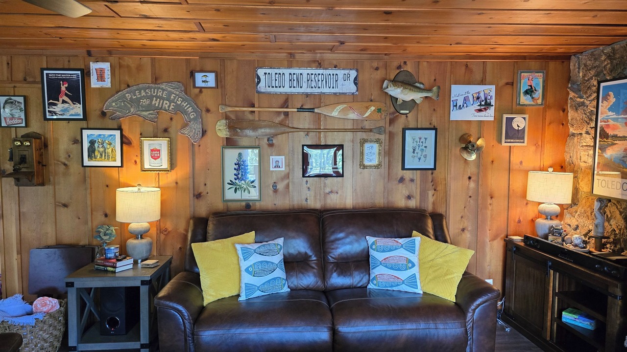 Photo of Livingroom in South Toledo Bend