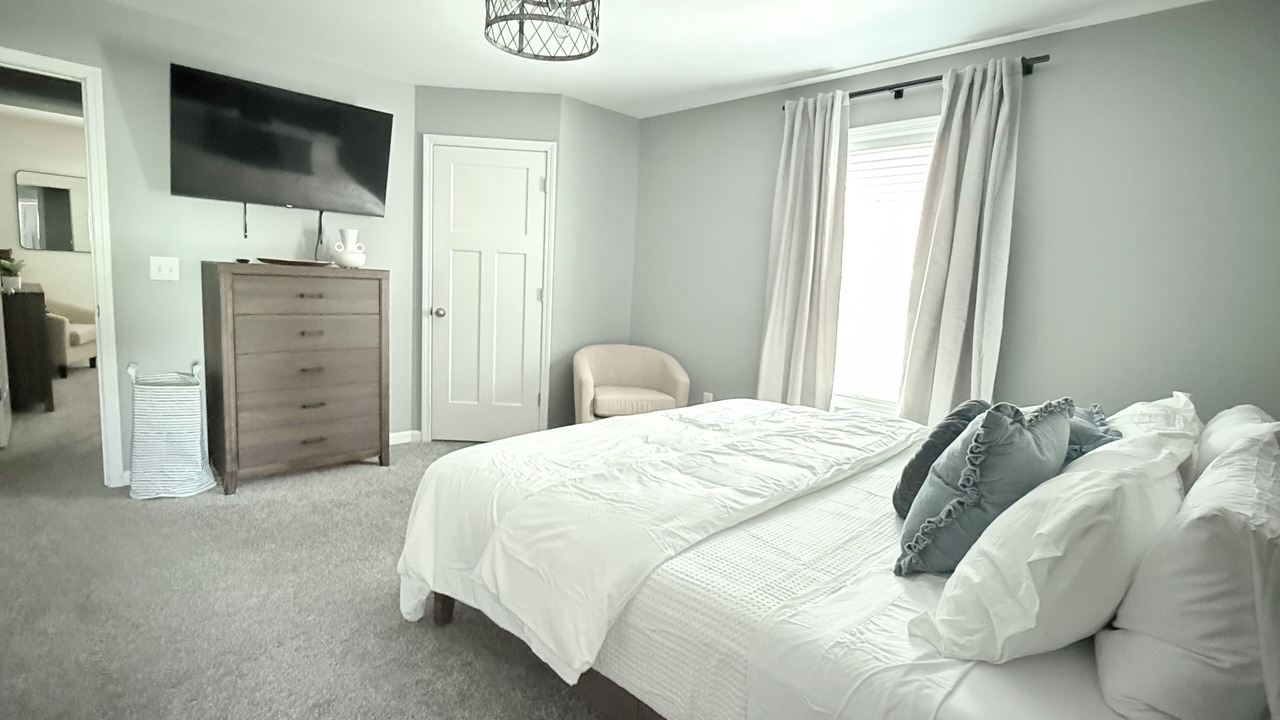 Photo of Bedroom in Lewisburg