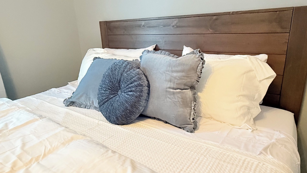 Photo of Bedroom in Lewisburg