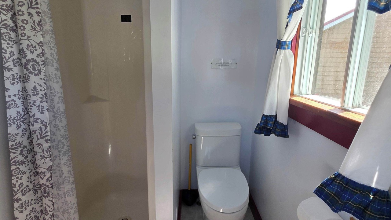 Photo of Bathroom in Hunts Point