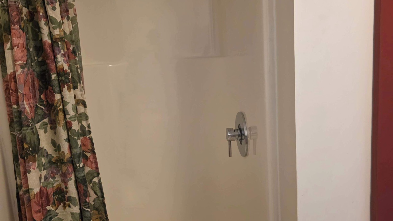 Photo of Bathroom in Hunts Point