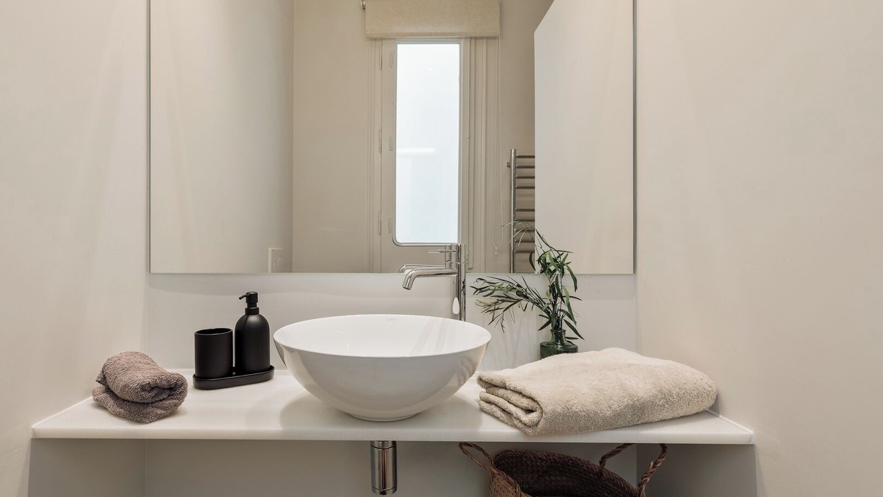 Photo of Bathroom in El Poble-sec