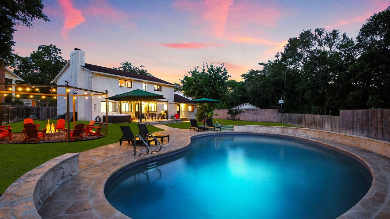 Photo of Outdoor in Castle Hills