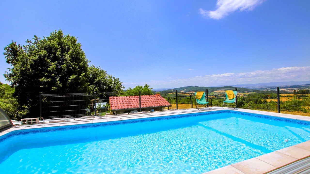 Photo of Outdoor in Saint-Martin-d'Aout