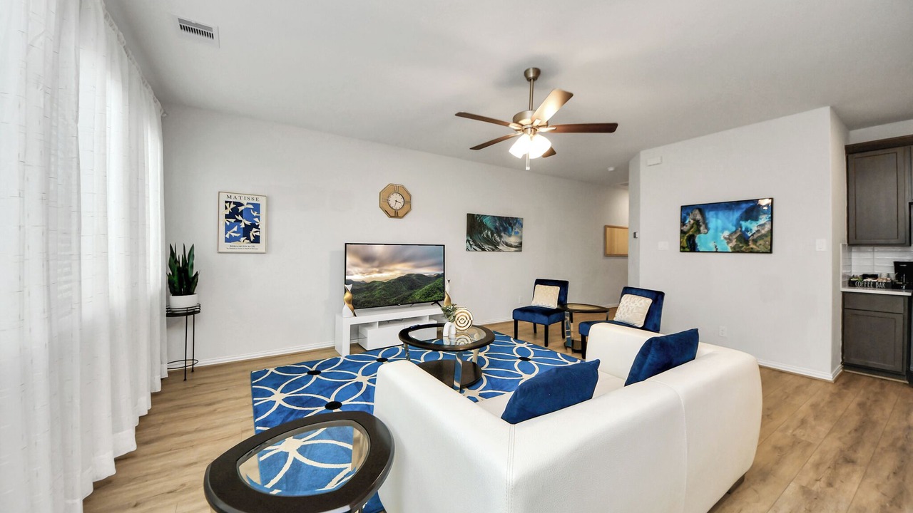 Photo of Livingroom in Katy