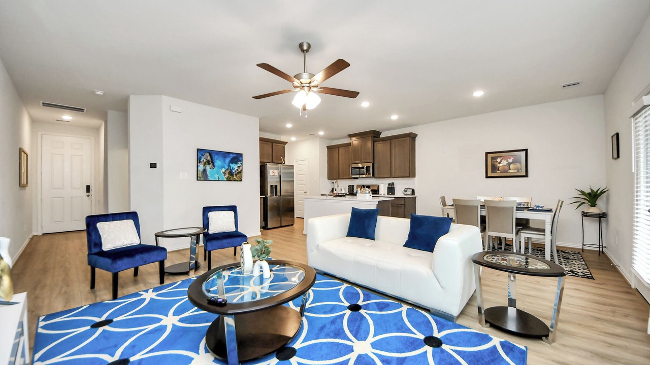 Photo of Livingroom in Katy