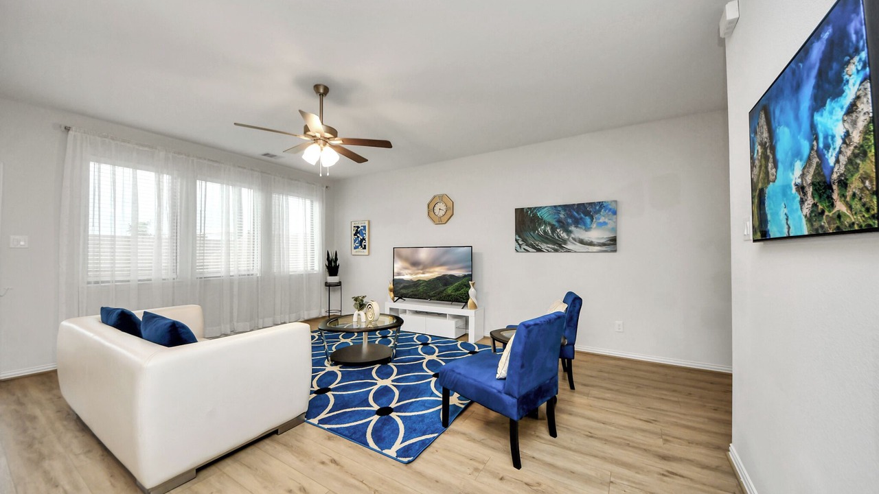 Photo of Livingroom in Katy