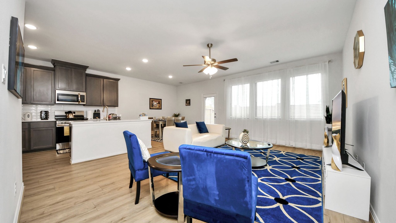 Photo of Livingroom in Katy