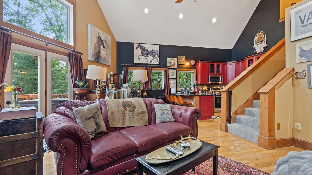 Photo of Livingroom in Mount Jackson