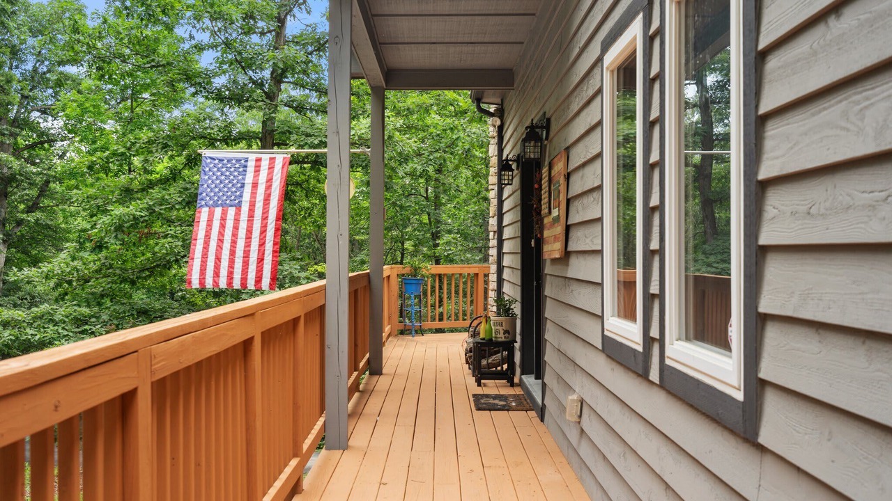 Photo of Patio Balcony in Mount Jackson