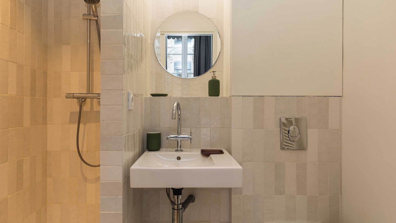 Photo of Bathroom in Carnot - Gailleton