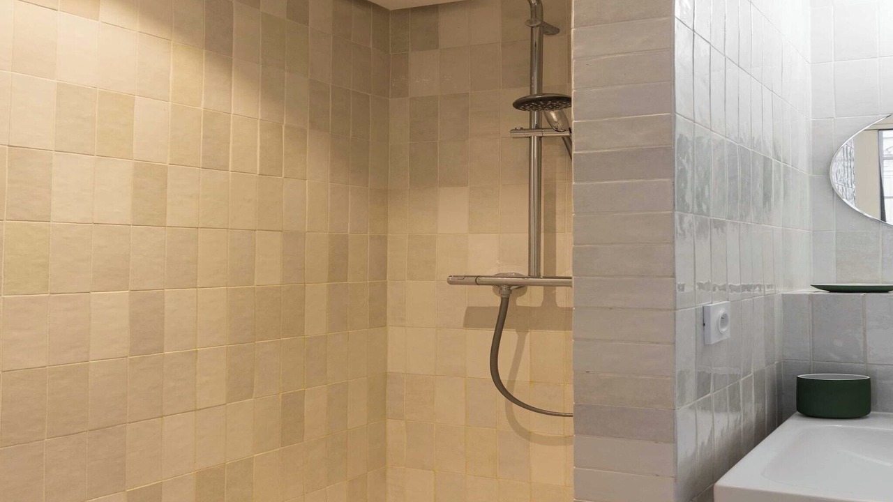 Photo of Bathroom in Carnot - Gailleton