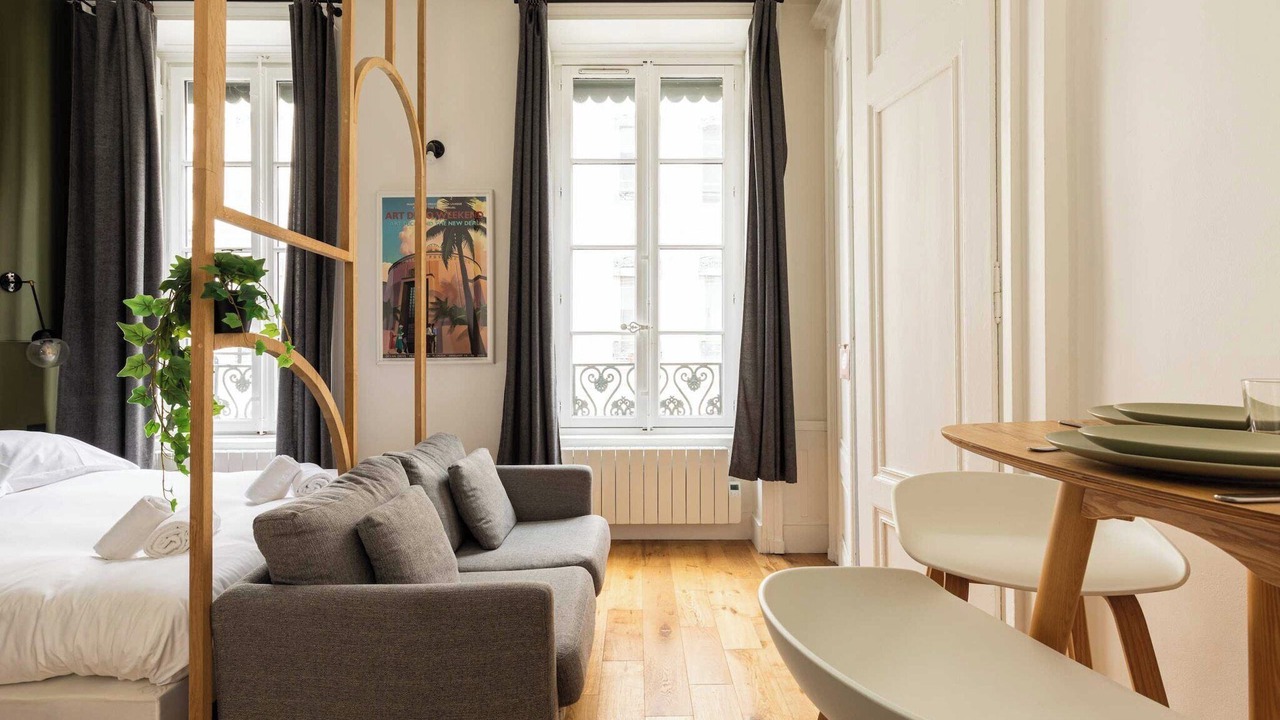 Photo of Livingroom in Carnot - Gailleton