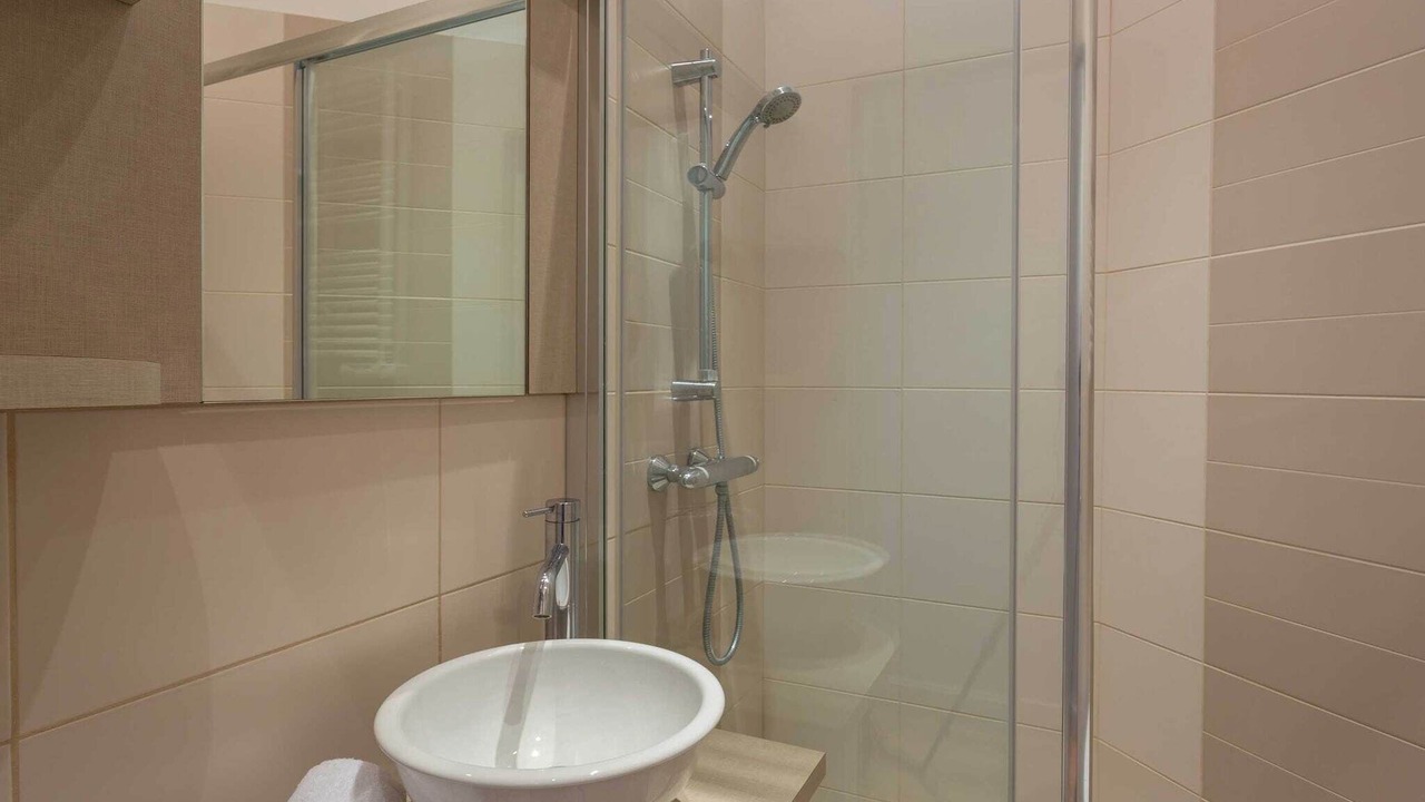 Photo of Bathroom in Carnot - Gailleton