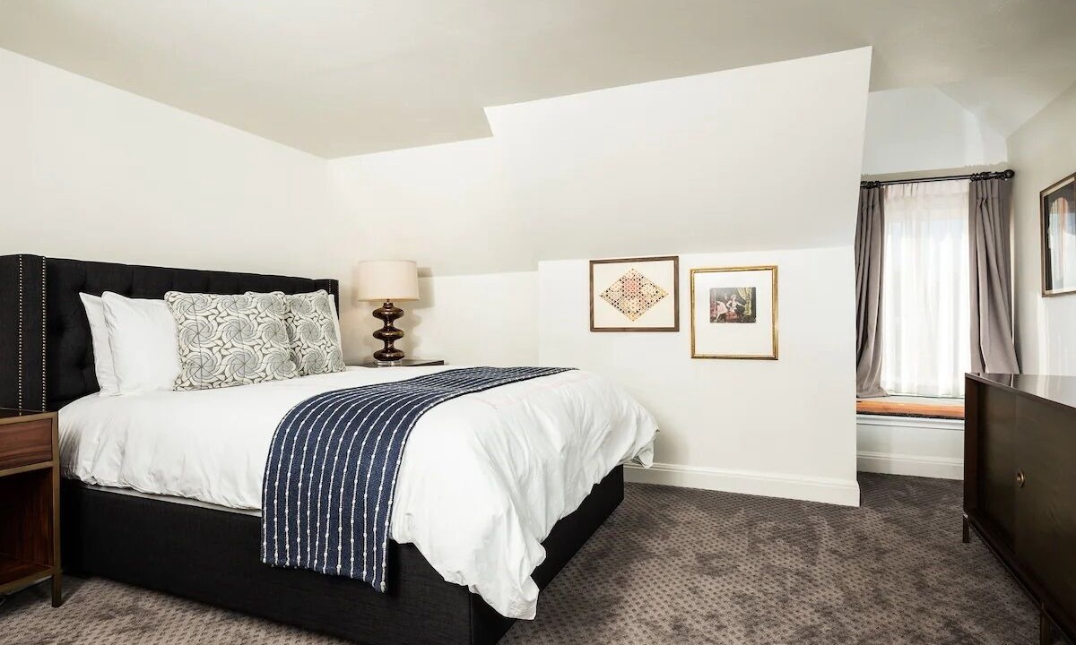 Photo of Bedroom in West Campus