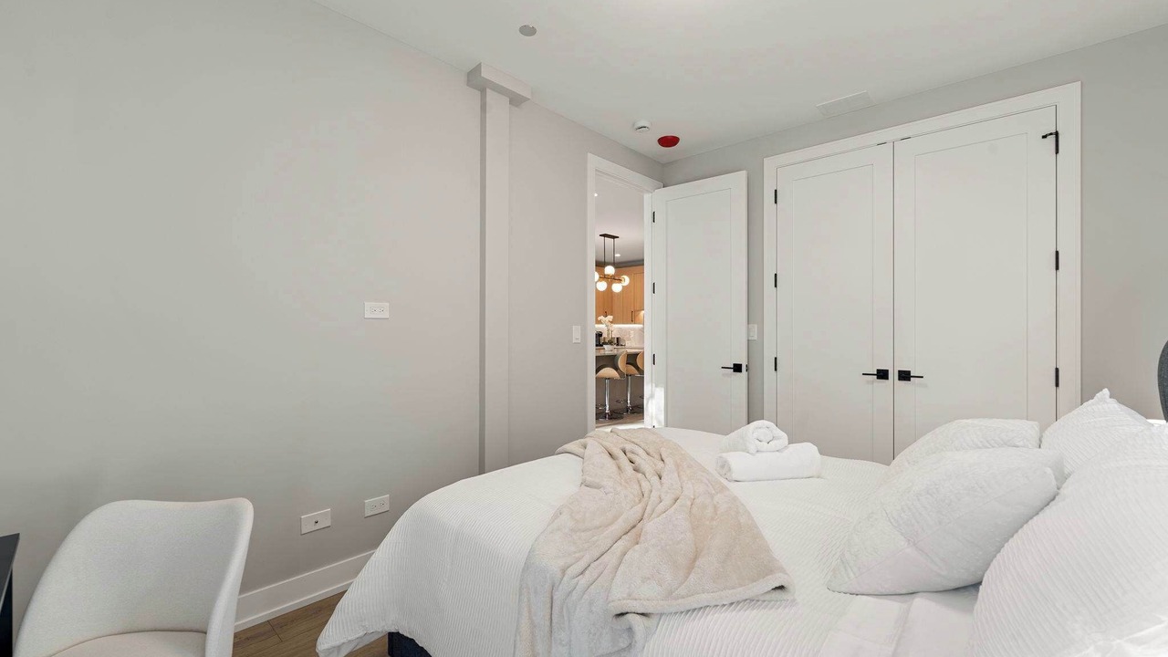 Photo of Others in Tri-Taylor