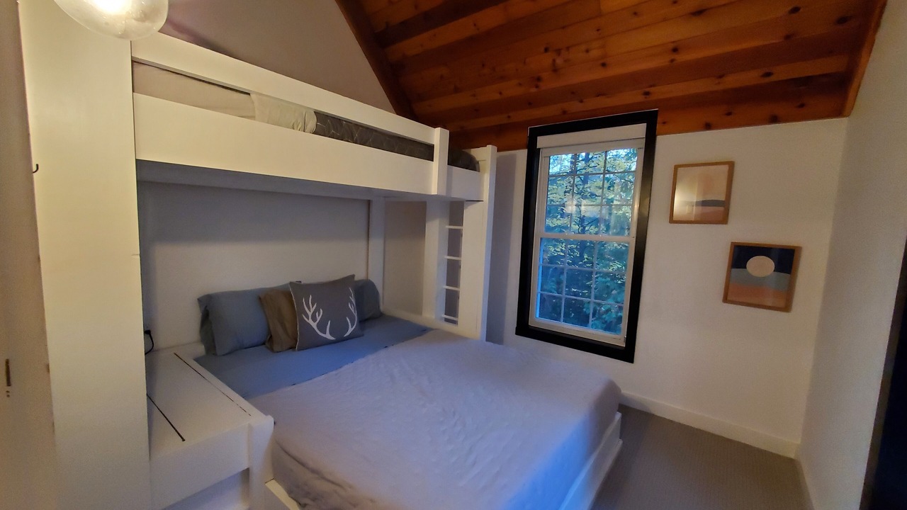 Photo of Bedroom in Burnt River