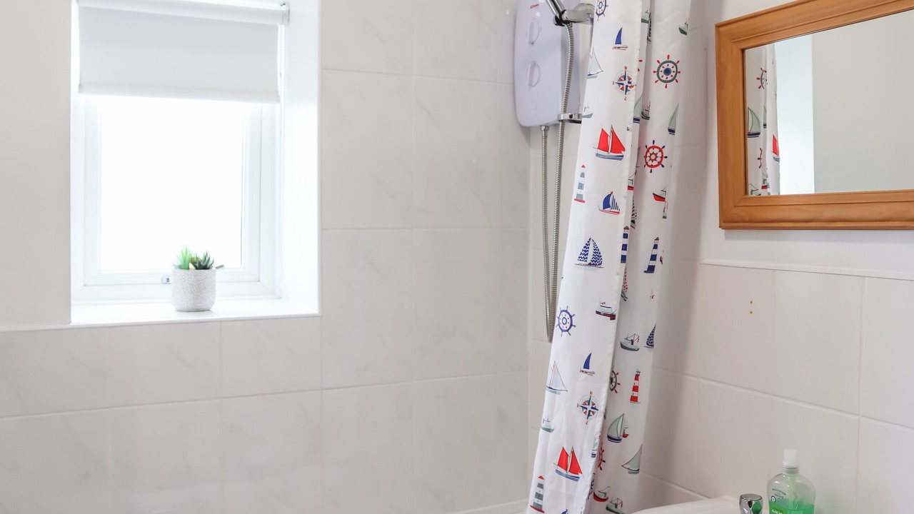 Photo of Bathroom in Dinas Dinlle