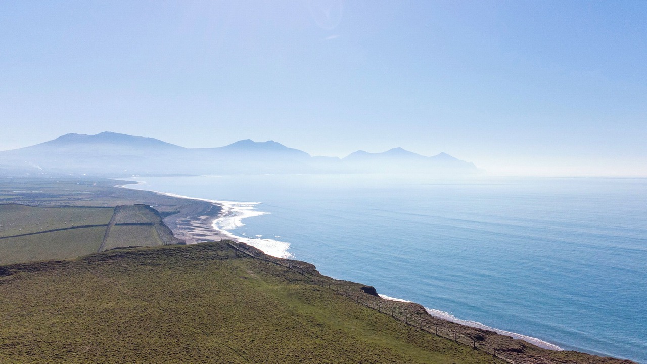 Photo of Others in Dinas Dinlle