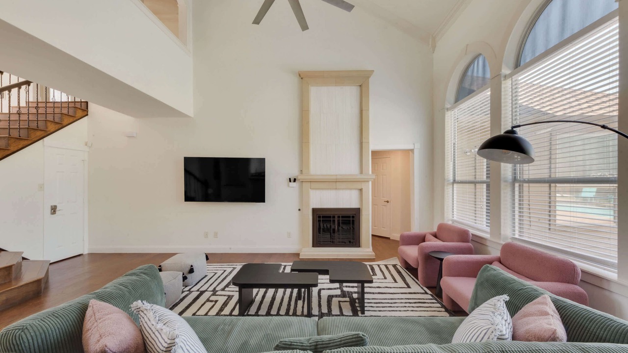 Photo of Livingroom in Fossil Creek
