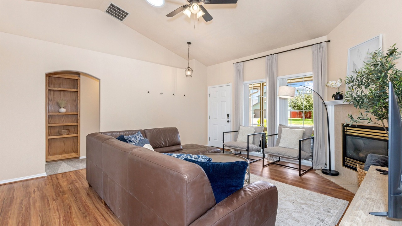 Photo of Livingroom in Southeast Boise