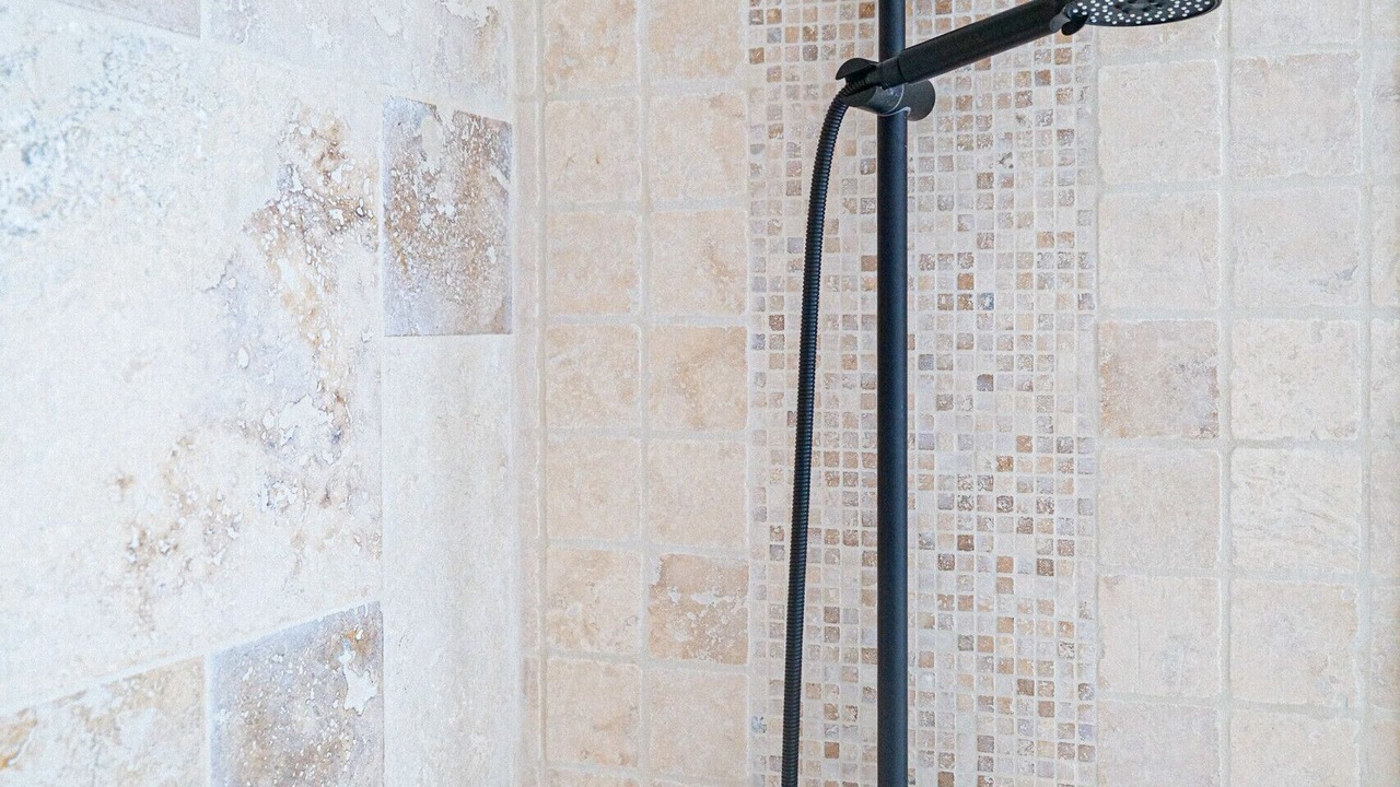 Photo of Bathroom in Downtown Angers