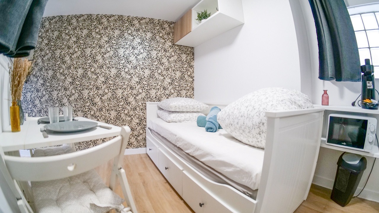 Photo of Bedroom in Downtown Angers