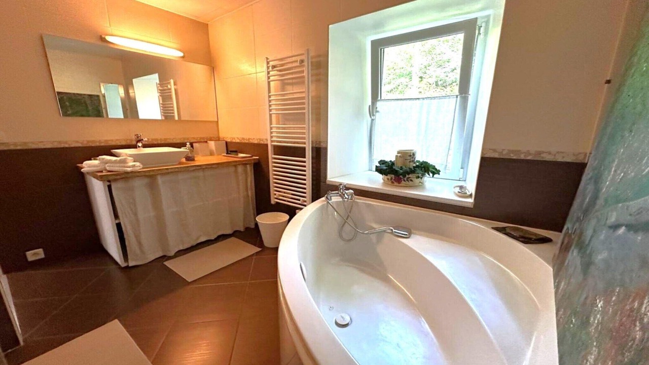 Photo of Bathroom in Caudebronde