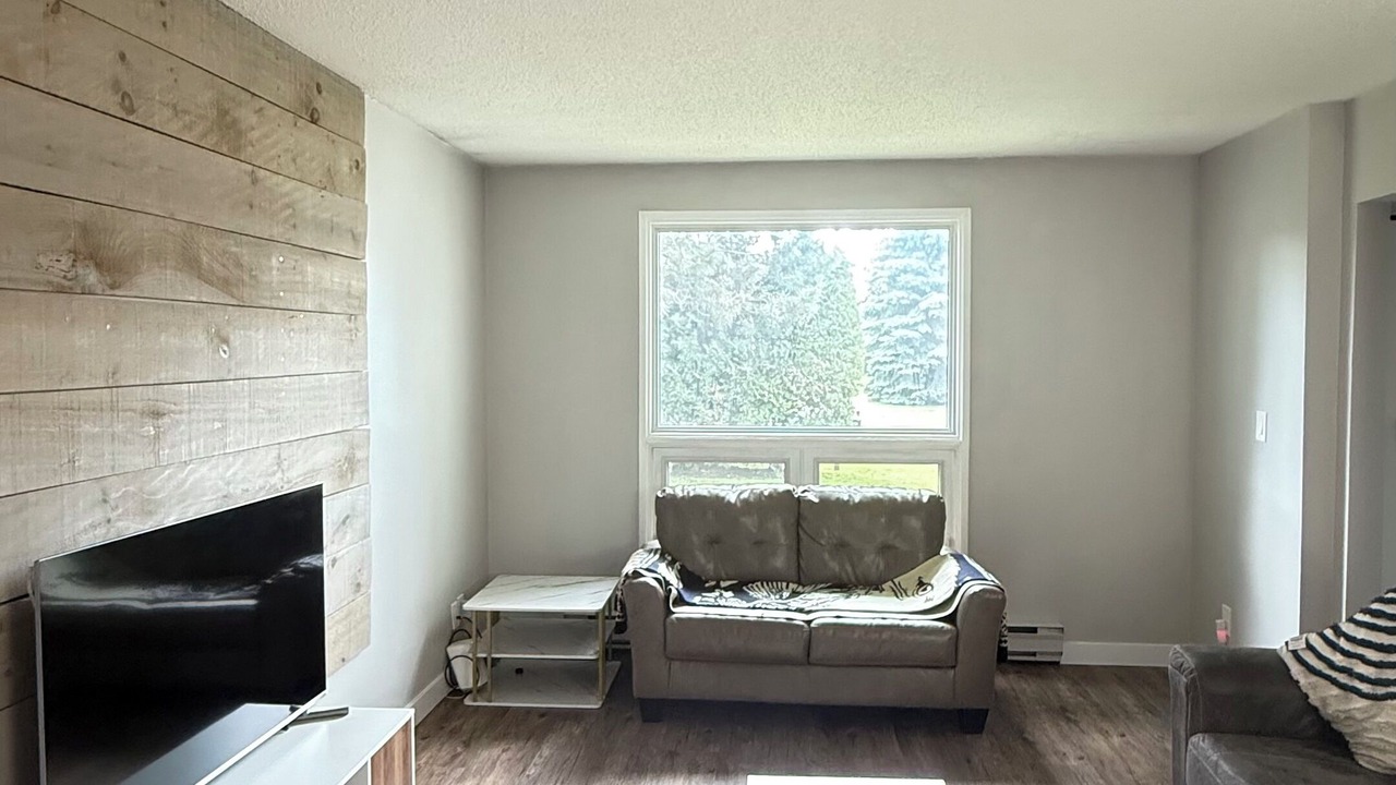 Photo of Livingroom in Thunder Bay