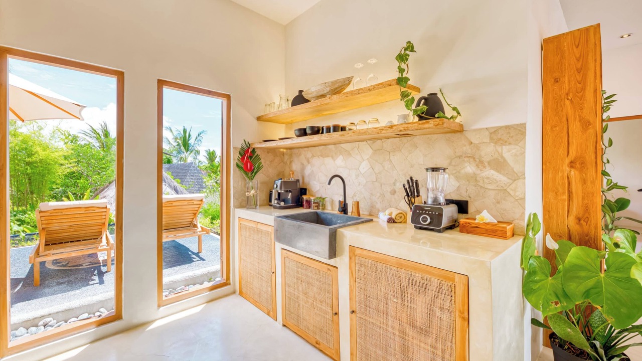 Photo of Others in Laksmana