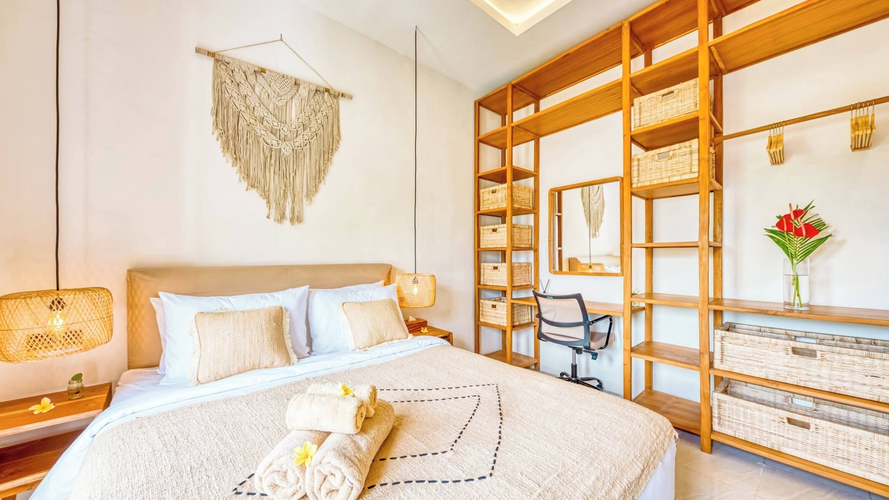 Photo of Others in Laksmana