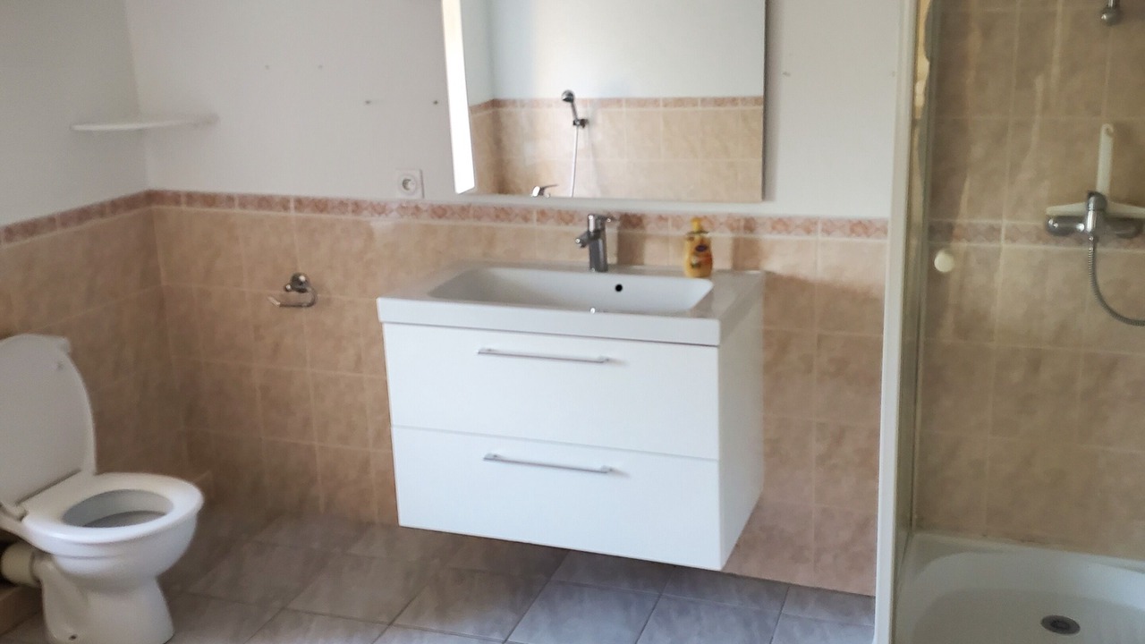 Photo of Bathroom in Moutiers-sur-le-Lay