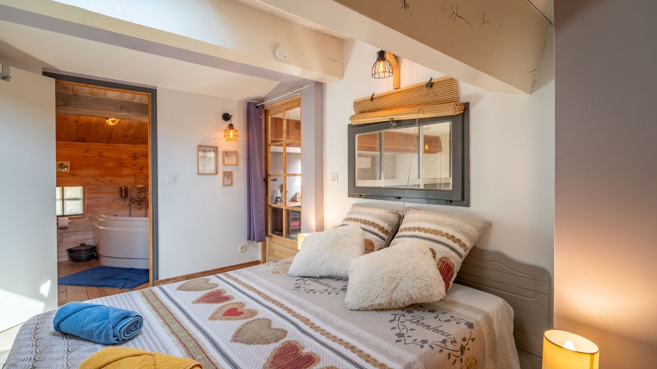 Photo of Bedroom in Villeneuve-les-Montreal