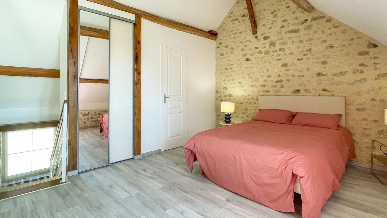 Photo of Bedroom in La Mesniere