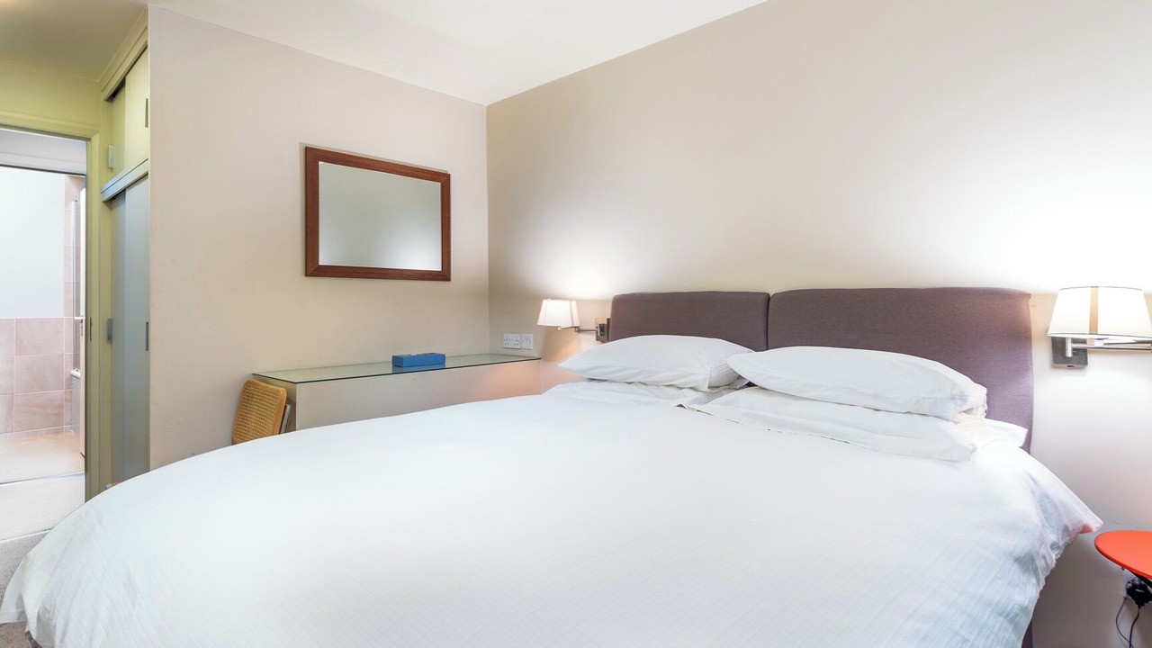 Photo of Bedroom in Brompton & Hans Town