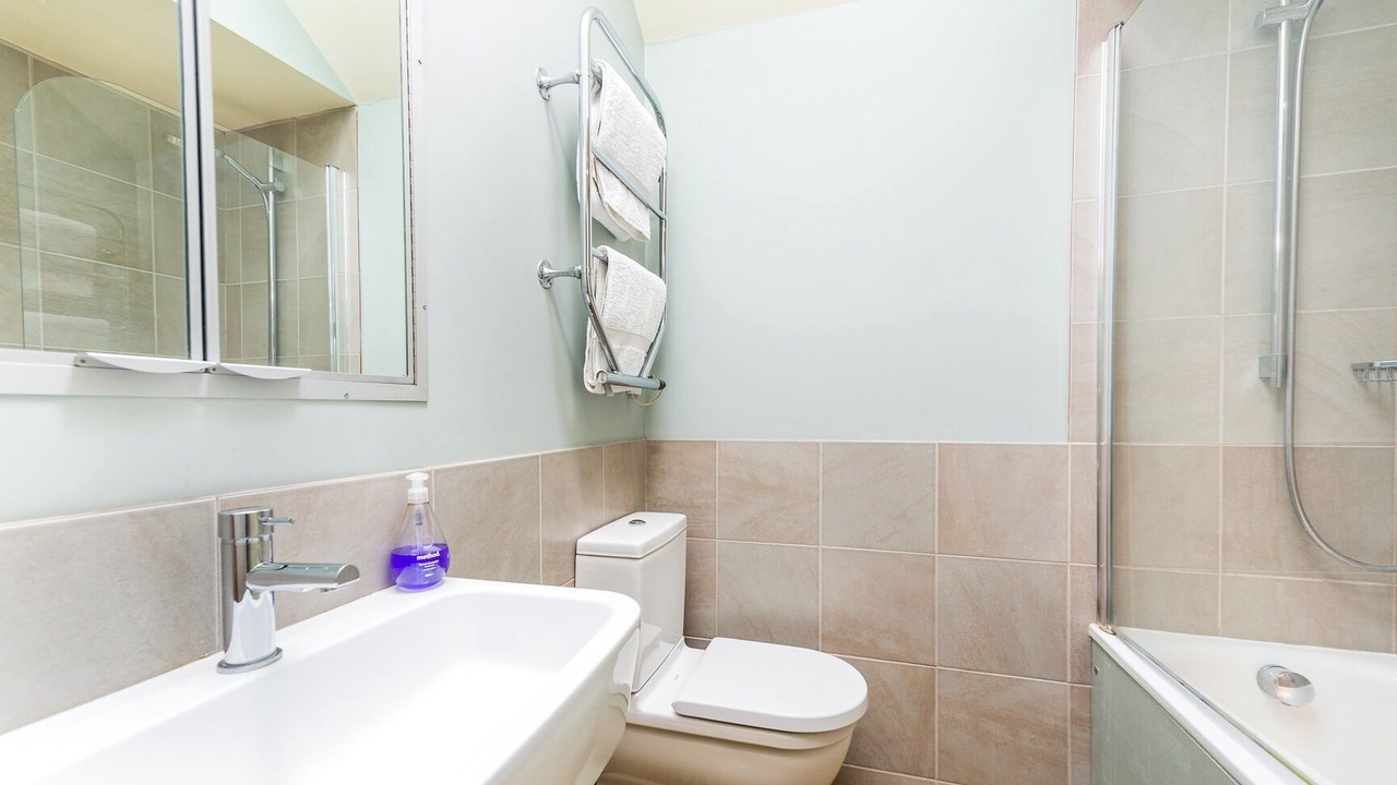 Photo of Bathroom in Brompton & Hans Town