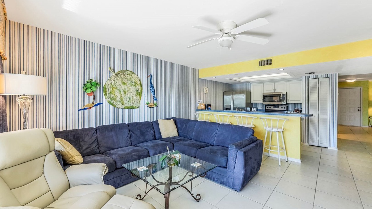 Photo of Livingroom in East Naples