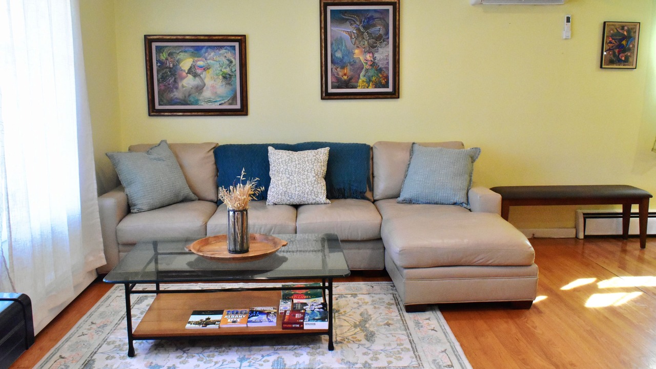 Photo of Livingroom in Buckingham Lake - Crestwood